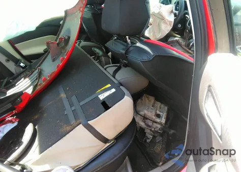 2014 Ford Focus Se from USA, damaged, VIN 1FADP3F25EL319381